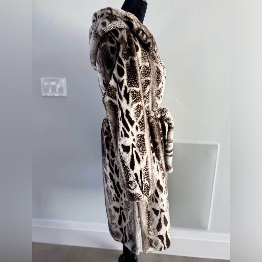 Elegant Animal Print Mink Fur Coat - Picture 2 of 6